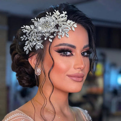 DZ099 Vintage Bridal Hair Accessories Shiny Rhinestones Handmade Women Tiara Leaves Wedding Hair Comb Flower Bridal Hairpins