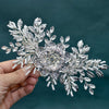 DZ099 Vintage Bridal Hair Accessories Shiny Rhinestones Handmade Women Tiara Leaves Wedding Hair Comb Flower Bridal Hairpins