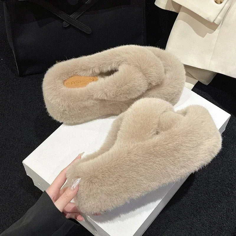 Woman Furry Ladies Faux Fur Luxury Fluffy Plush Slipper House Fuzzy Girl Platform Indoor Flat Casual sandals Round Toe Winter
