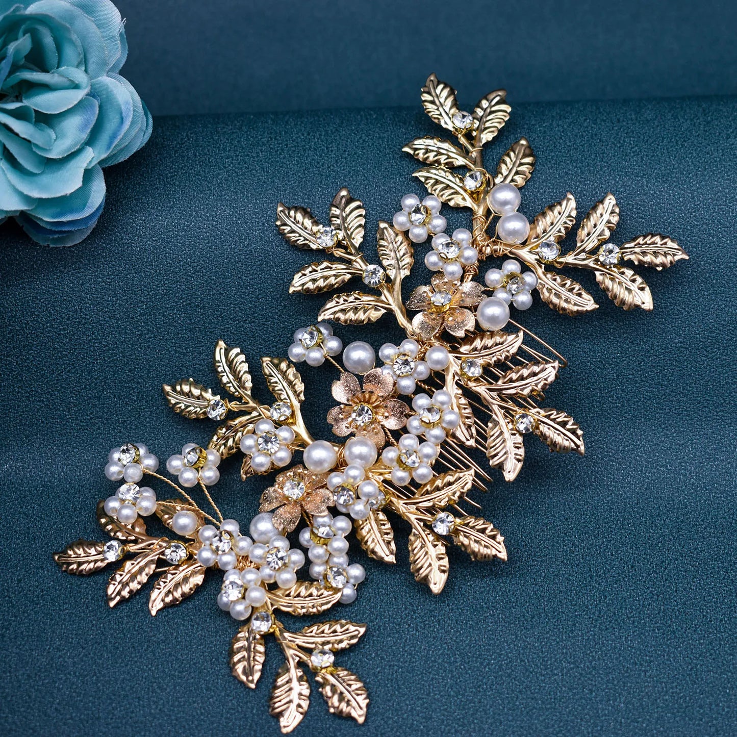 DZ099 Vintage Bridal Hair Accessories Shiny Rhinestones Handmade Women Tiara Leaves Wedding Hair Comb Flower Bridal Hairpins