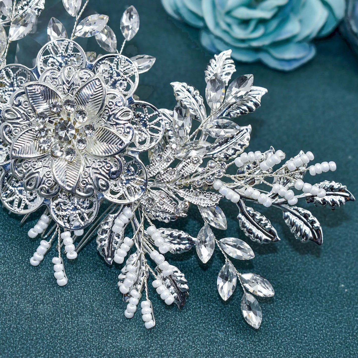DZ099 Vintage Bridal Hair Accessories Shiny Rhinestones Handmade Women Tiara Leaves Wedding Hair Comb Flower Bridal Hairpins